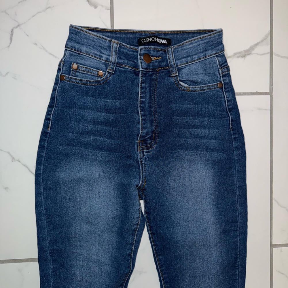 fashion nova blue high waist skinny jeans